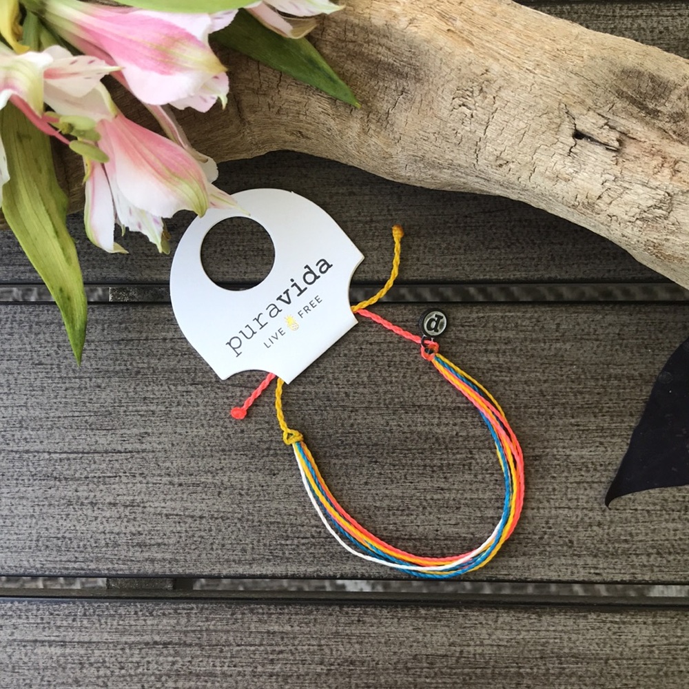 🌸🌿Pura Vida Adjustable Bracelet🌿🌸 - Picture 4 of 5